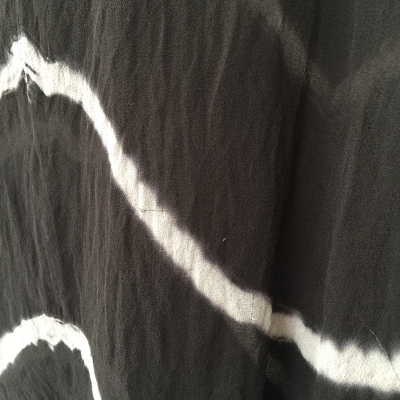 The T Refinery || Silk T-Shirt - Picture 5 of 6